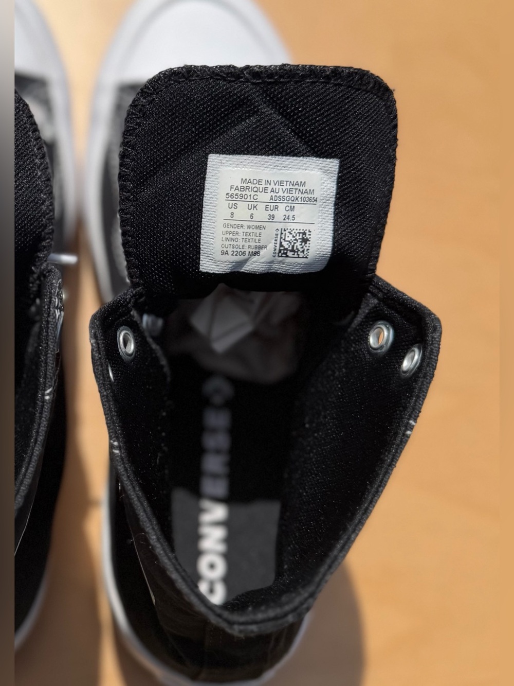 Converse Chuck Taylor All Star Lugged High Top Platform Sneakers Black White 8 - Picture 10 of 12